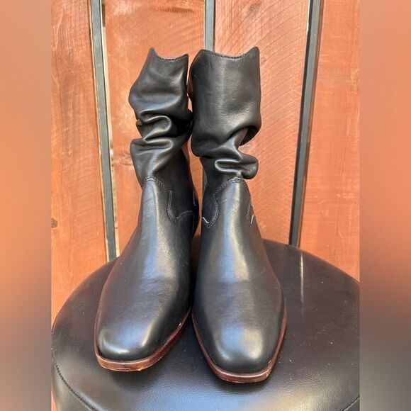 Bird Of Flight Jack Booties Black Leather size 7 NEW - Picture 2 of 6